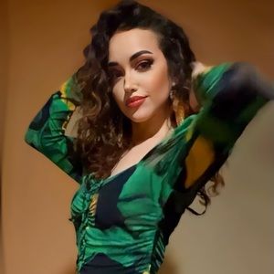 Meet your Posher, Rachel